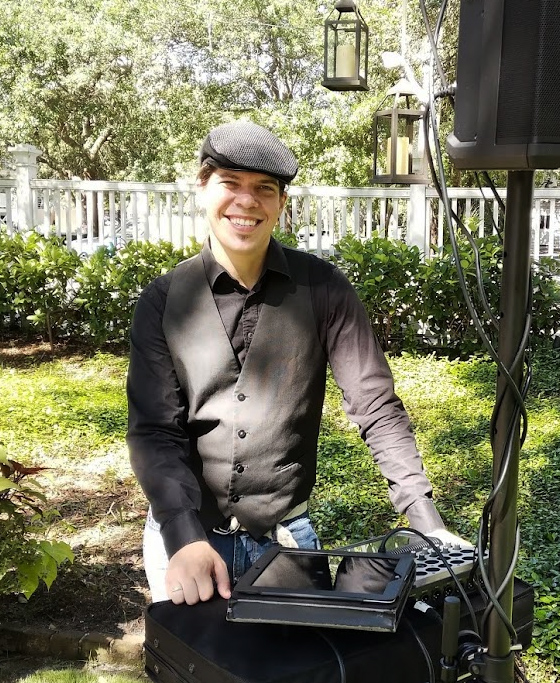 Bryan Wolfe - Guitarist